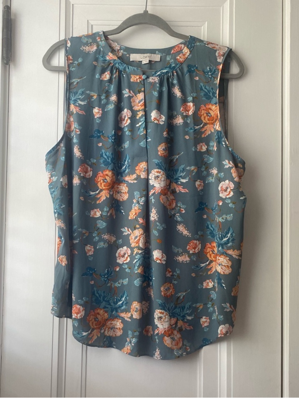 Loft sea foam green floral mixed media sleeveless blouse top shirt XL